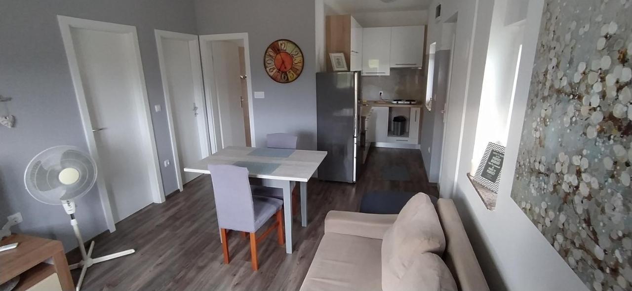 Morini Apartment *